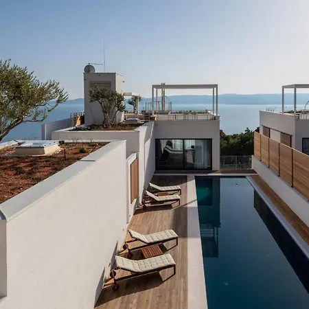 Carpe Omnia With Pool I *